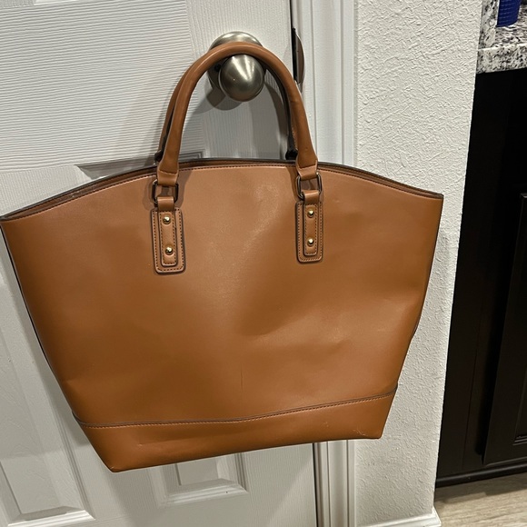Over Sized Tote - Picture 2 of 4